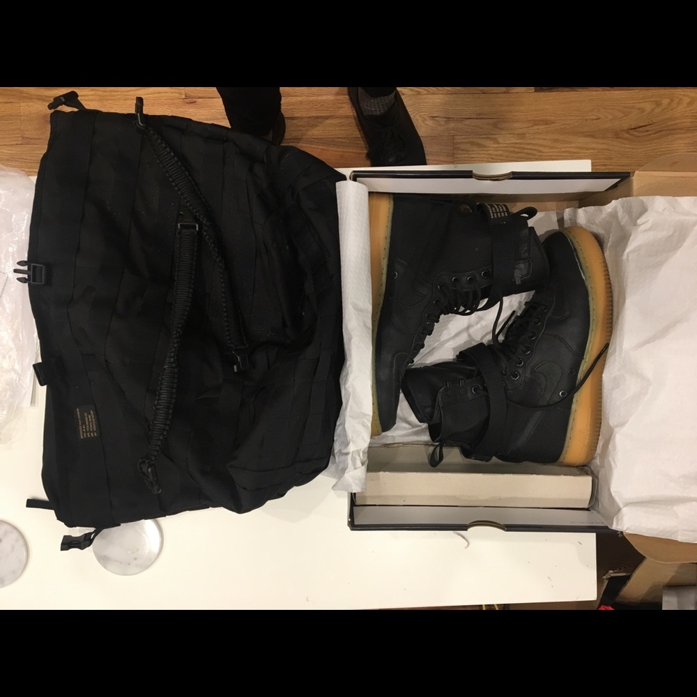 Nike special field Air Force 1 With bag